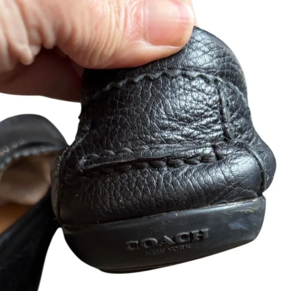 Coach Black Pebbled Leather Driver Loafers Moccassin Flats Gunmetal Logo Womens